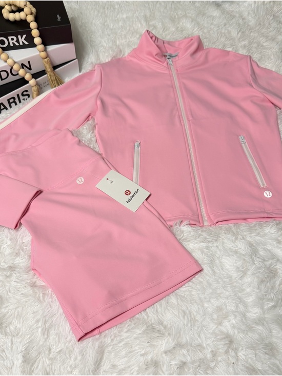 lululemon athletica Jackets & Blazers - lululemon athletica Light Pink Full-Zip Utility Jacket